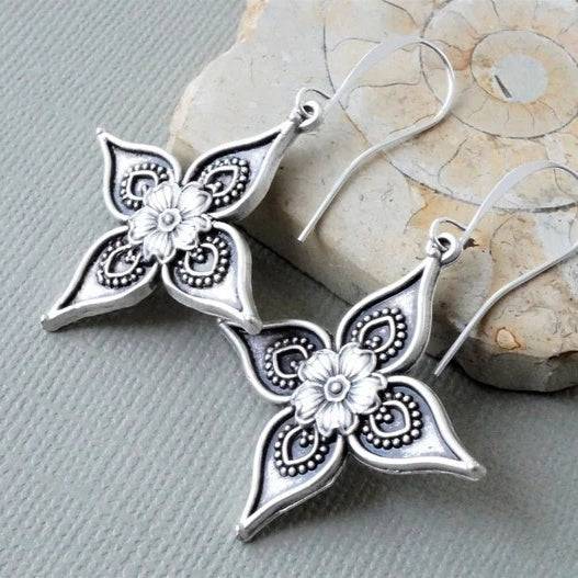 Hollow Flower Earrings