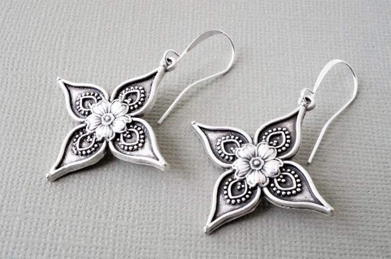 Hollow Flower Earrings